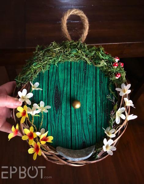 Hobbit door wreath craft